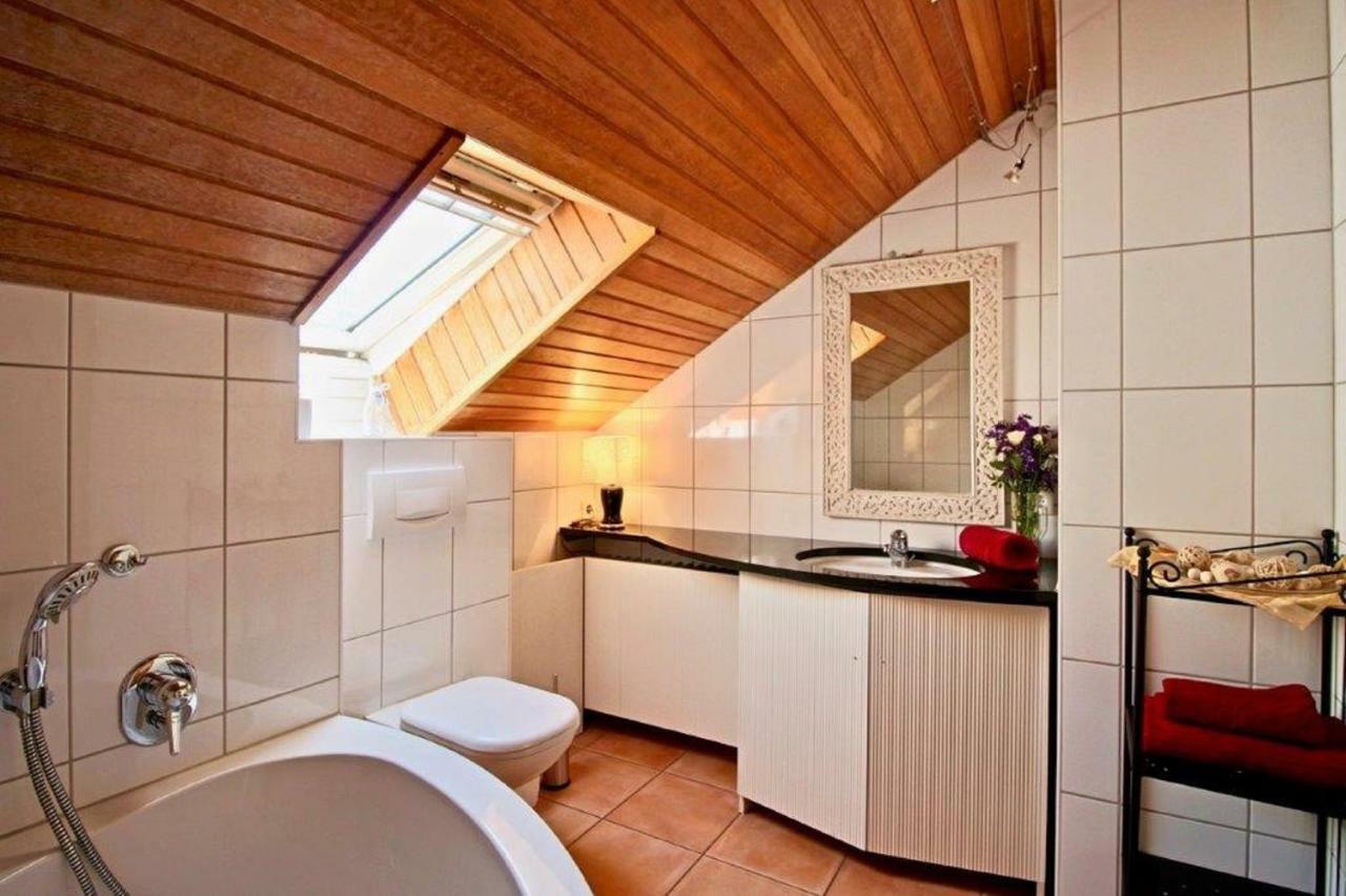 Ferienwohnung Mit Seeblick Und Dachterrasse In Ueberlingen Extérieur photo