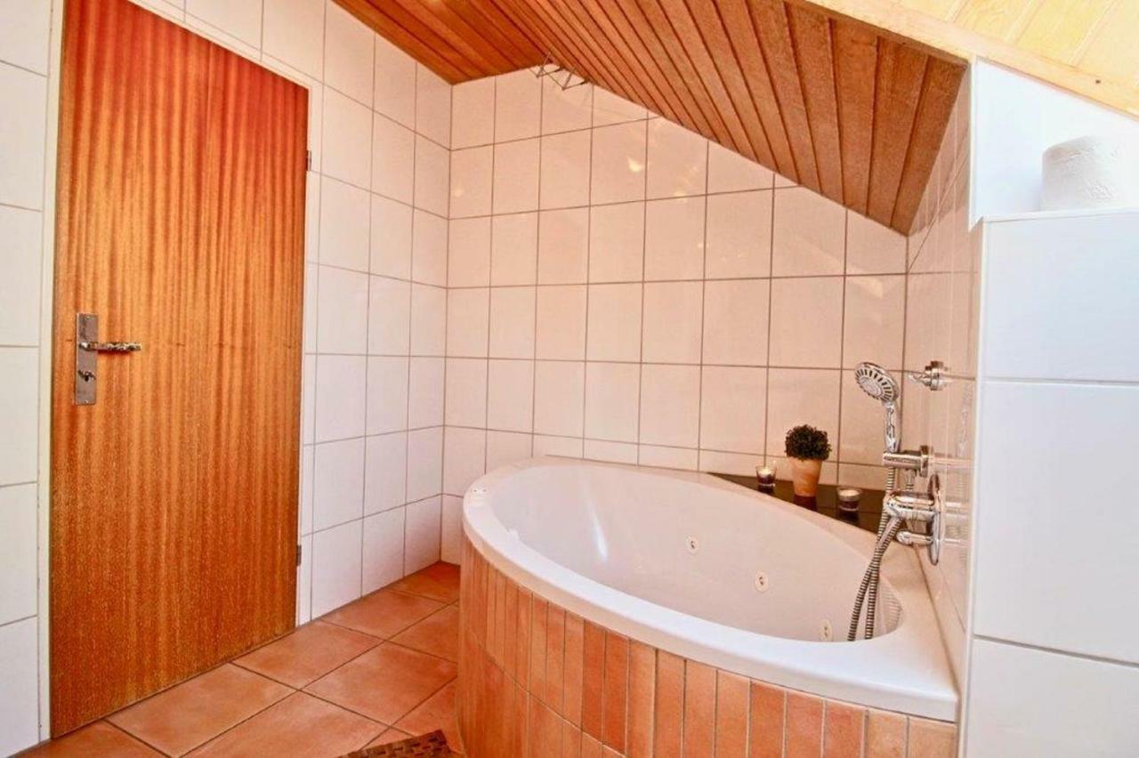 Ferienwohnung Mit Seeblick Und Dachterrasse In Ueberlingen Extérieur photo