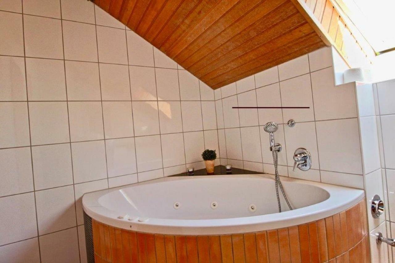 Ferienwohnung Mit Seeblick Und Dachterrasse In Ueberlingen Extérieur photo